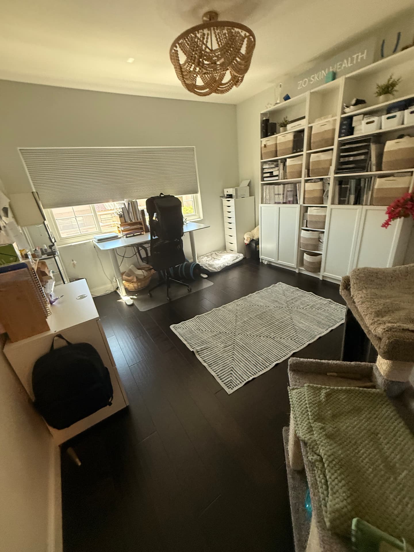 Organized home office with vacuumed rug and dusted shelving after a Lustre Haus clean in Chandler